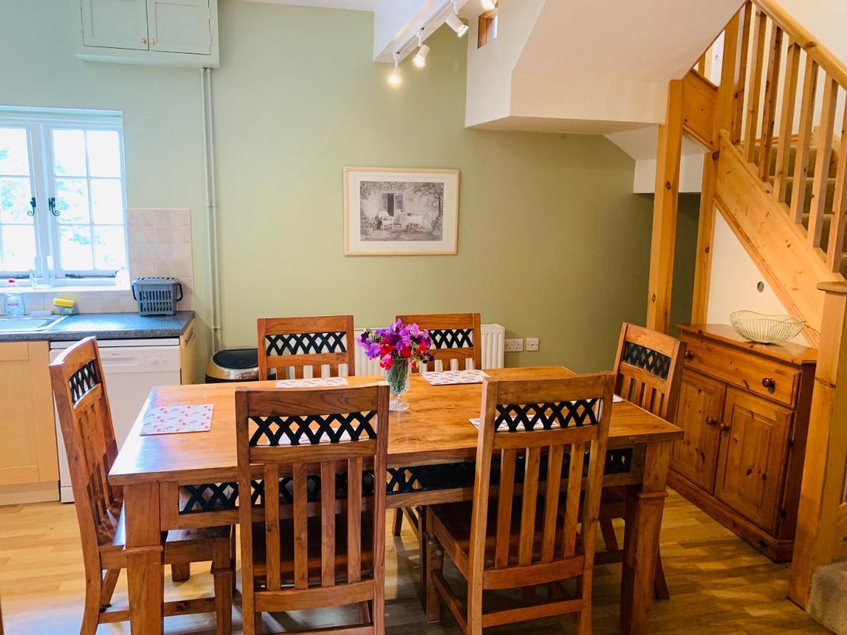 The Granary Villa Abergavenny Bagian luar foto